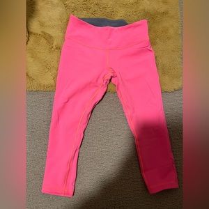 Lululemon reversible Wunder Under cropped leggings